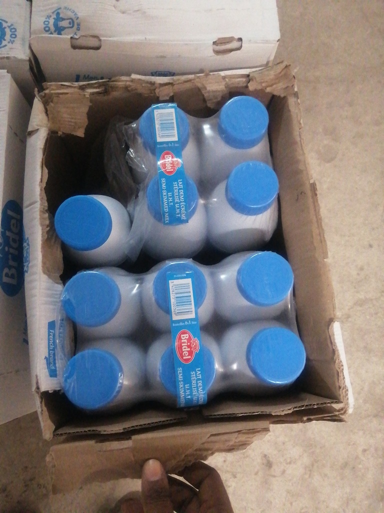 MILK, Demi Ecreme,  Bridel, 1L